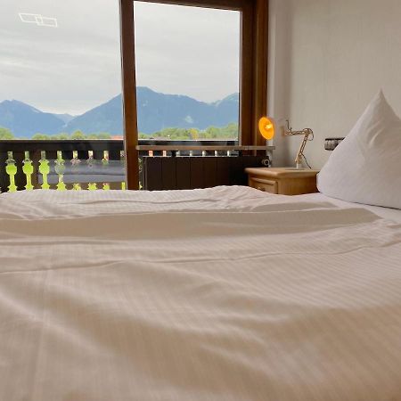 Grosszuegige Ferienwohnung Am Tegernsee Mit Suedbalkon Und Wallbergblick باد ويسي المظهر الخارجي الصورة