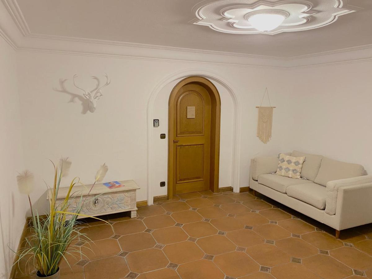 Grosszuegige Ferienwohnung Am Tegernsee Mit Suedbalkon Und Wallbergblick باد ويسي المظهر الخارجي الصورة