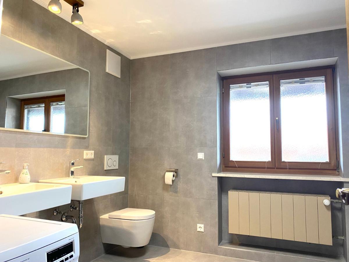 Grosszuegige Ferienwohnung Am Tegernsee Mit Suedbalkon Und Wallbergblick باد ويسي المظهر الخارجي الصورة